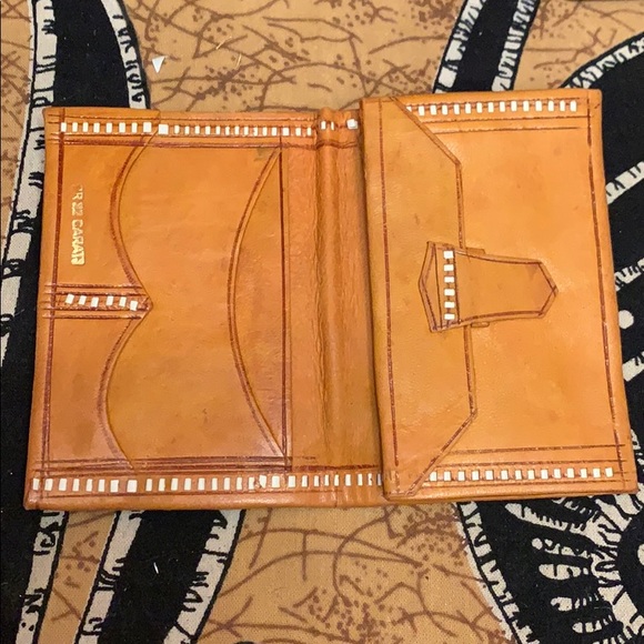 MOROCCAN CARAMEL CAMEL LEATHER WALLET UNISEX - Picture 2 of 8
